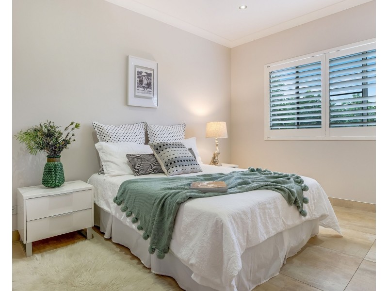 24 Reef Parade, East Mackay QLD 4740