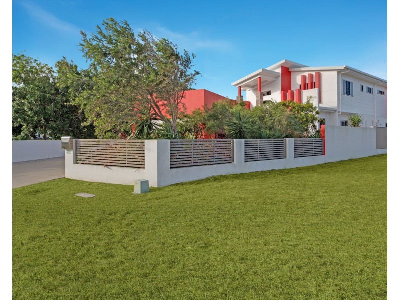 24 Reef Parade, East Mackay QLD 4740