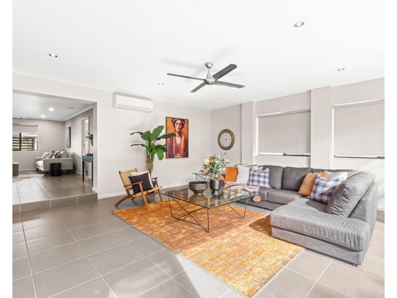 5 Breckell Court, Slade Point QLD 4740