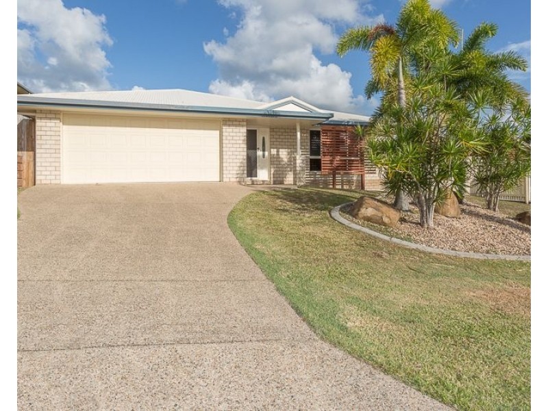 11 Gillies Court, Rural View QLD 4740
