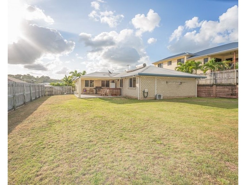 11 Gillies Court, Rural View QLD 4740