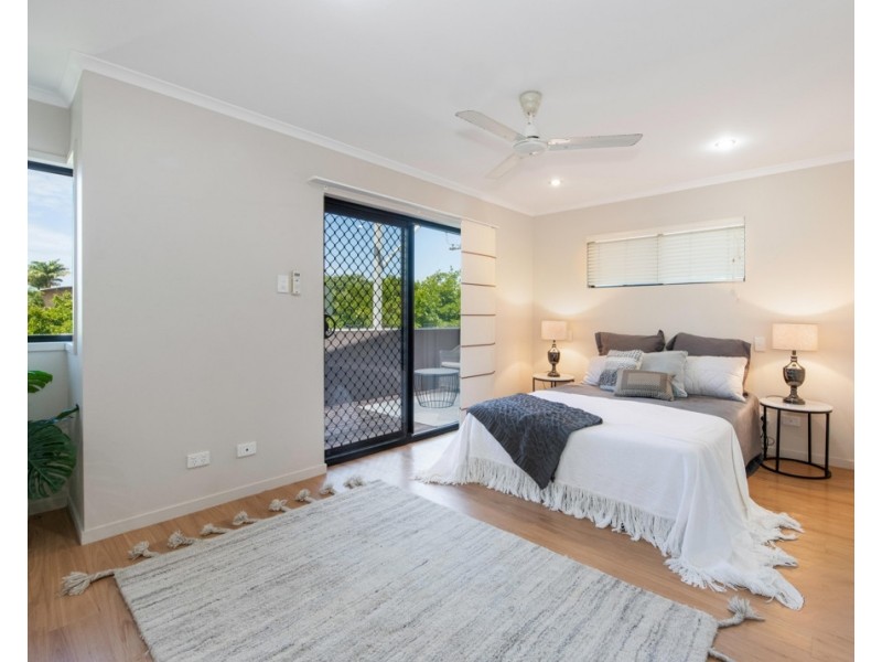 43 Hicks Road, Glenella QLD 4740