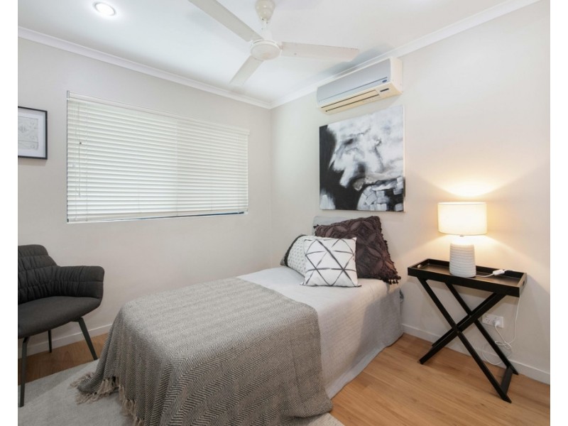 43 Hicks Road, Glenella QLD 4740