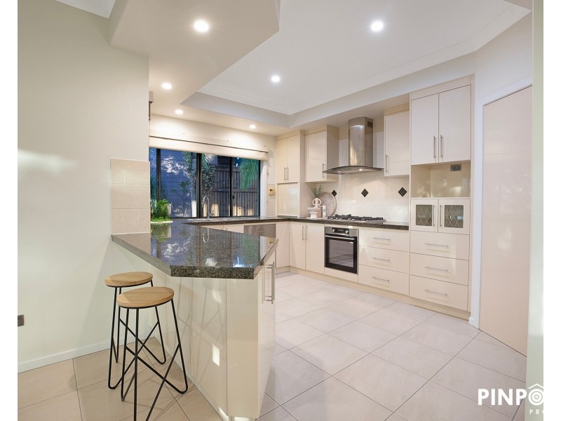 17 Vailala Rise, Rural View QLD 4740