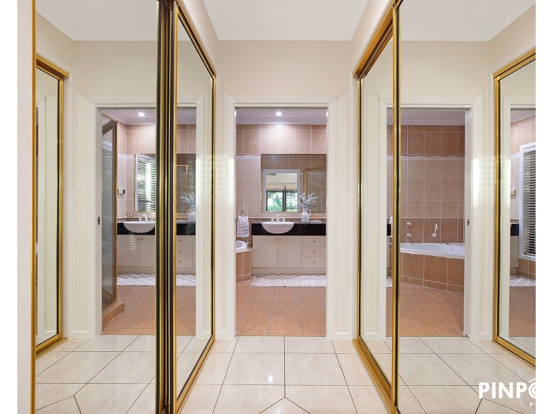 17 Vailala Rise, Rural View QLD 4740