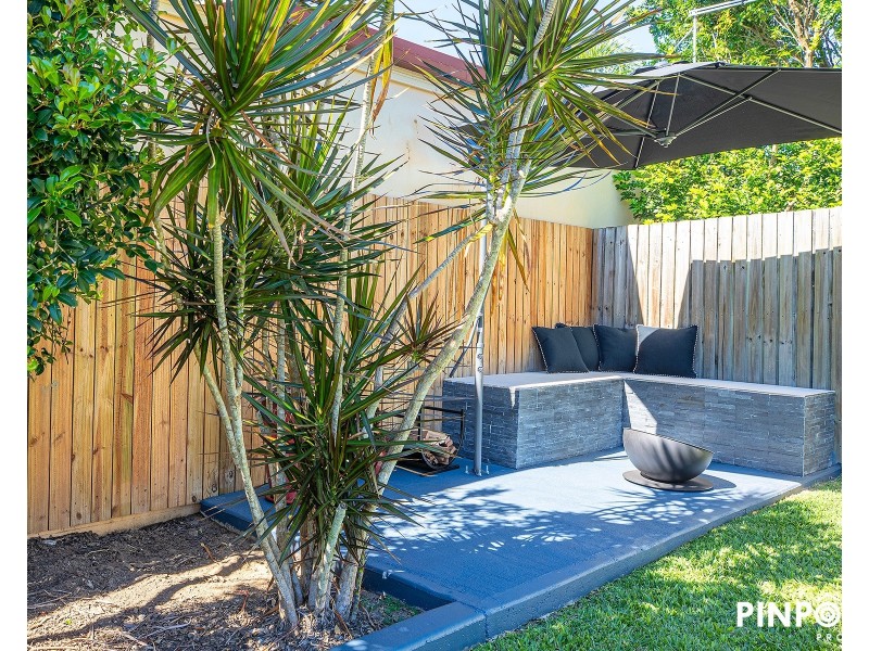 4 Crofton Close, Rural View QLD 4740