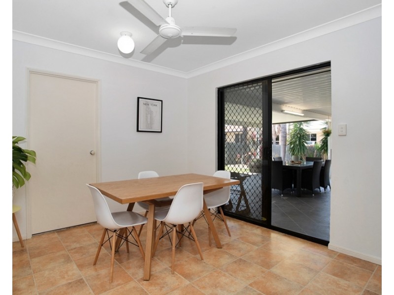 5 Dustwill Street, Eimeo QLD 4740