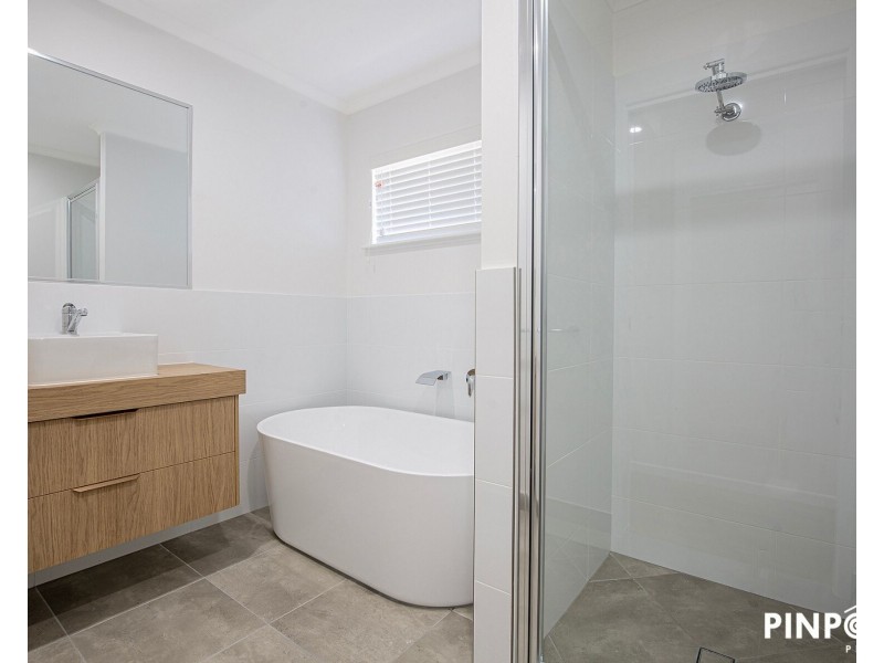 30 Seashore Crescent, Mackay Harbour QLD 4740