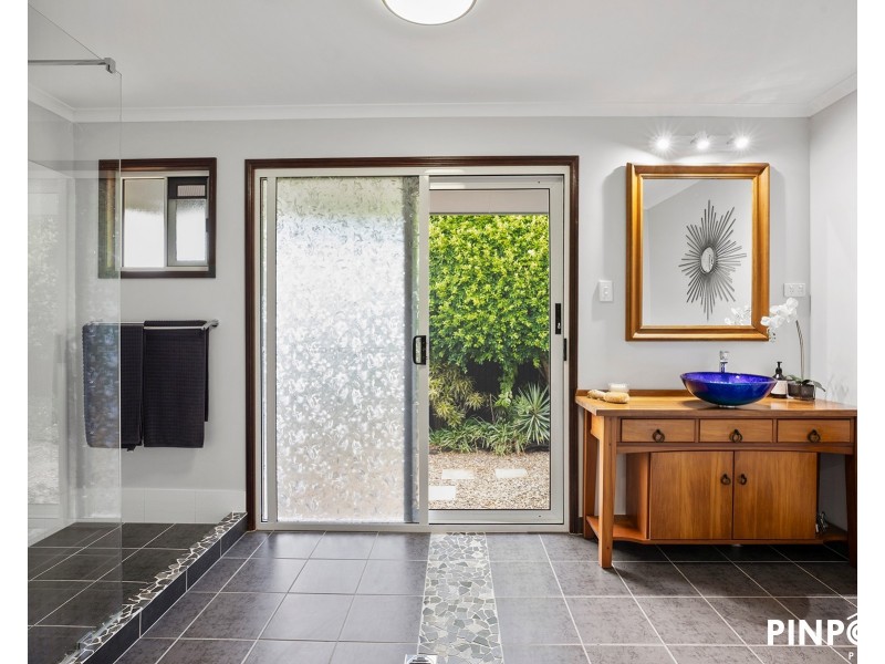 14a Old Shoal Point Rd, Bucasia QLD 4750