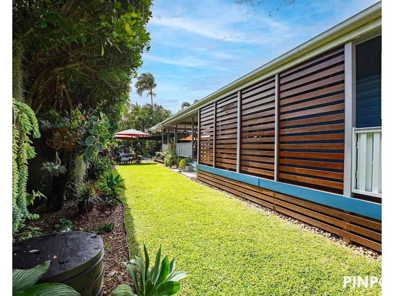 14a Old Shoal Point Rd, Bucasia QLD 4750