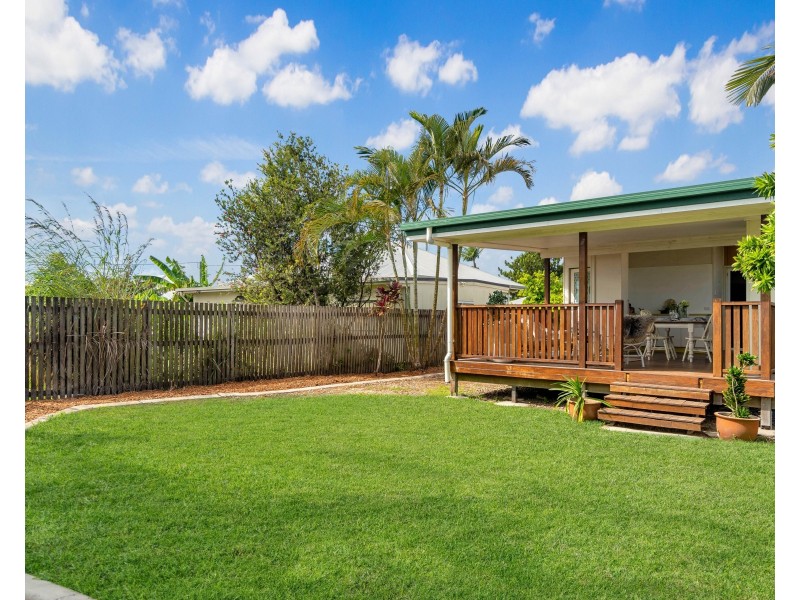 4 Simpson Street, West Mackay QLD 4740