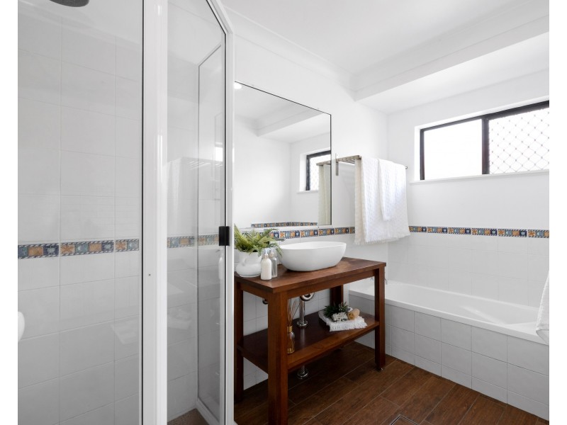 7 Starboard Circuit, Shoal Point QLD 4750