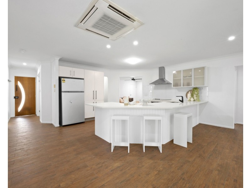 7 Starboard Circuit, Shoal Point QLD 4750