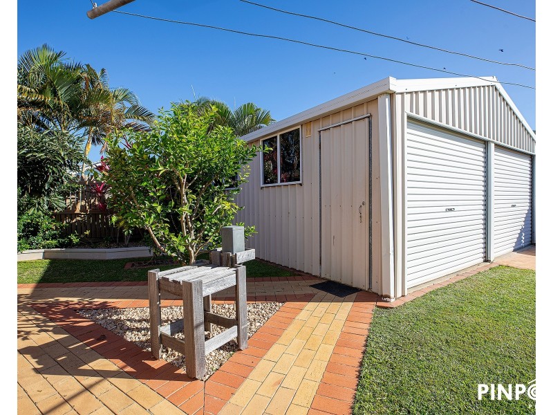 6 Sam Bezzina Drive, Beaconsfield QLD 4740