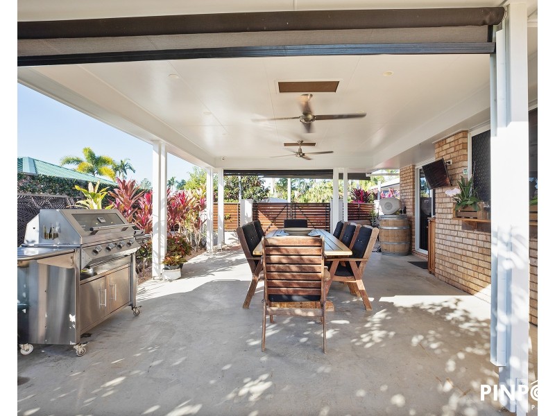 6 Sam Bezzina Drive, Beaconsfield QLD 4740