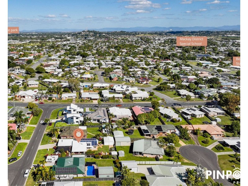 6 Sam Bezzina Drive, Beaconsfield QLD 4740