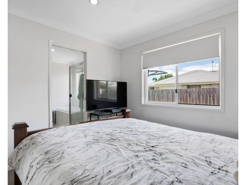 1/12 Sadlier Street, Walkerston QLD 4751