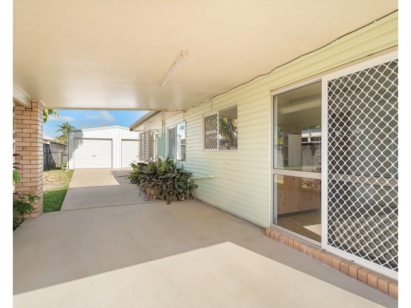 2 Dixon Court, Beaconsfield QLD 4740