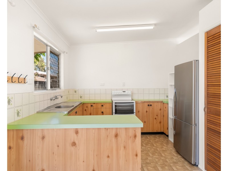 2 Dixon Court, Beaconsfield QLD 4740