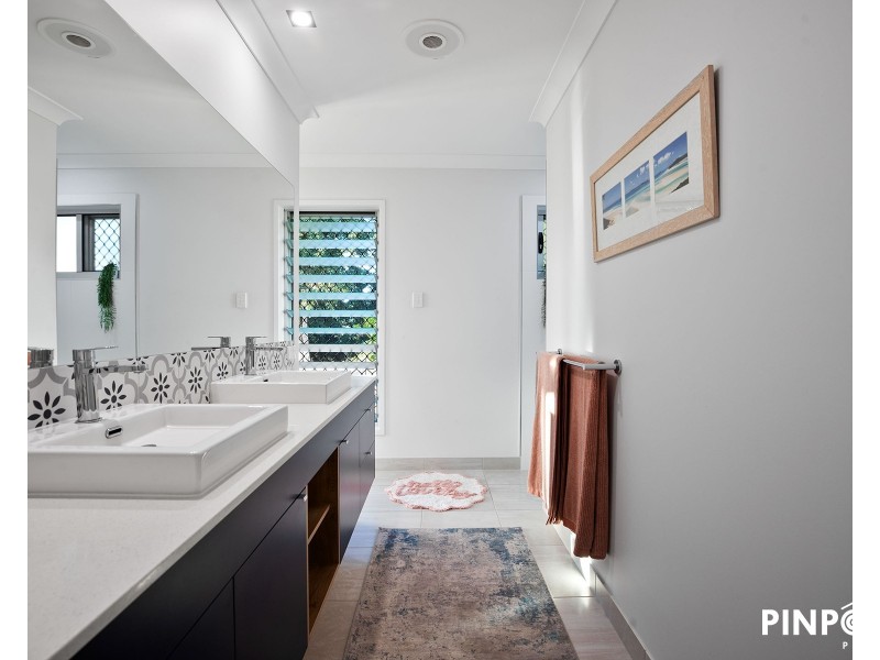 187 Ian Reddacliff Drive, The Leap QLD 4740