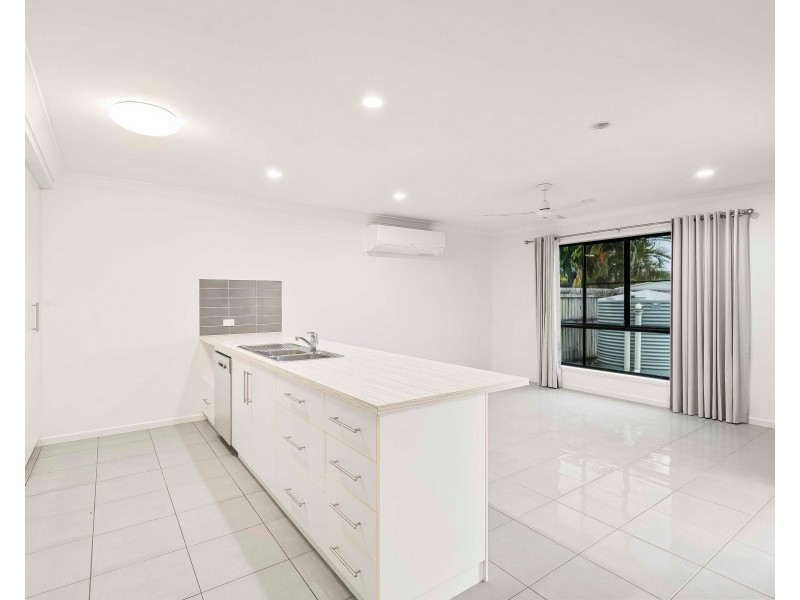 2/39 Eileen Street, Walkerston QLD 4751