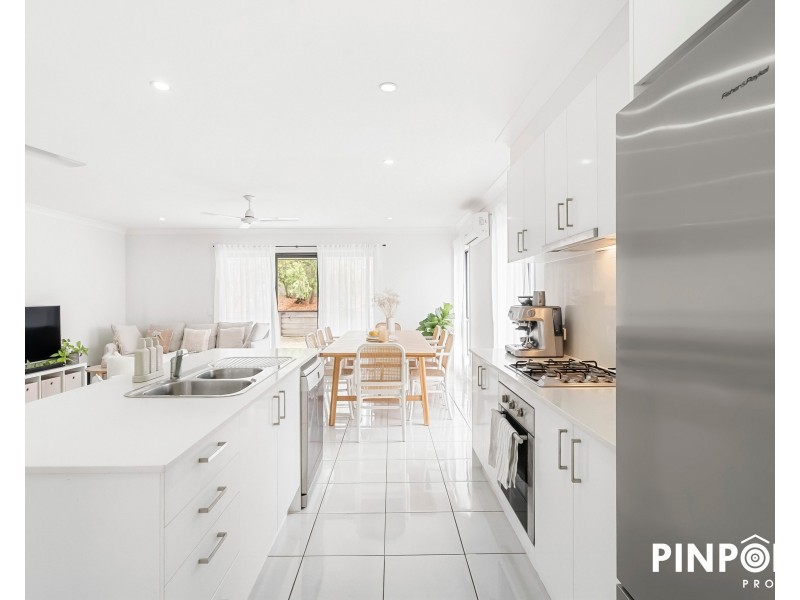 24 Balzan Drive, Rural View QLD 4740