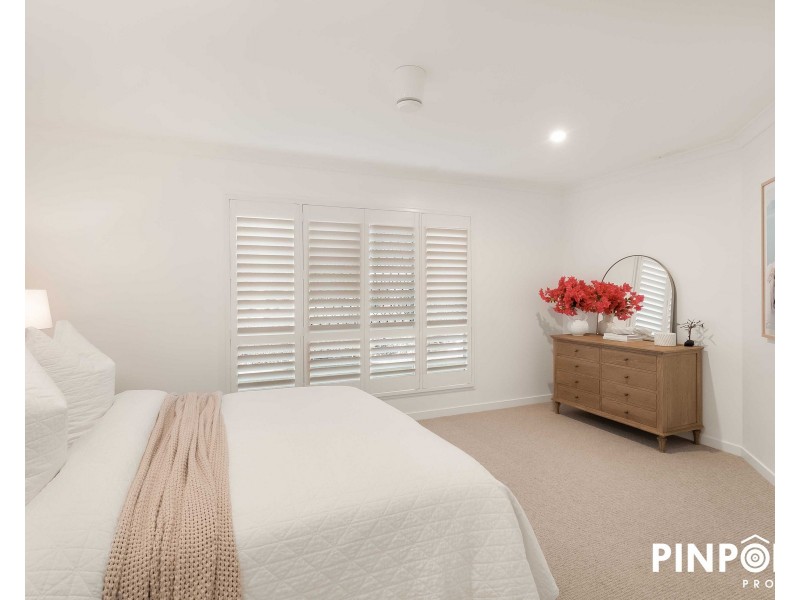 18 Victor Avenue, Glenella QLD 4740