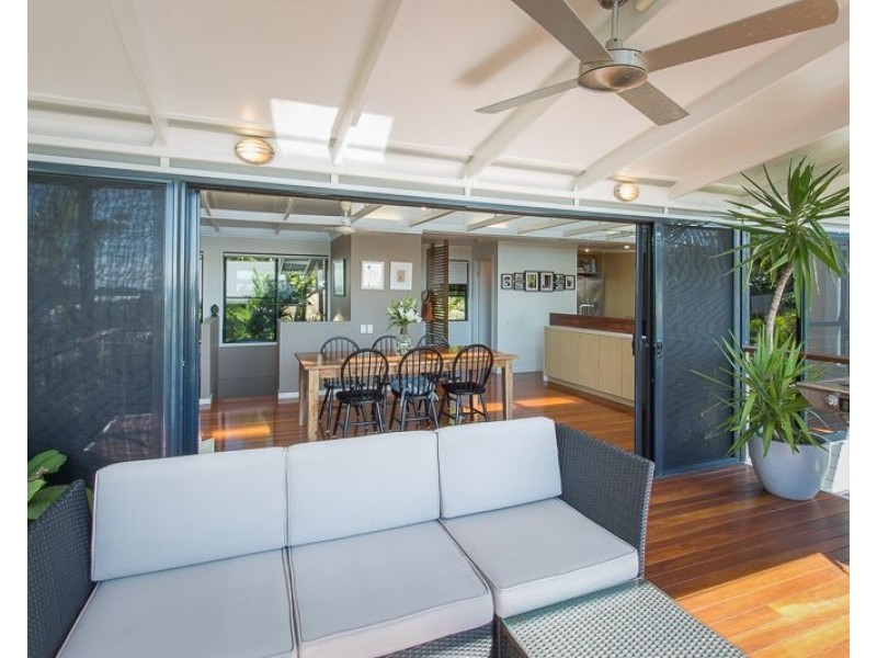 17 Coral Ridge Drive, Eimeo QLD 4740