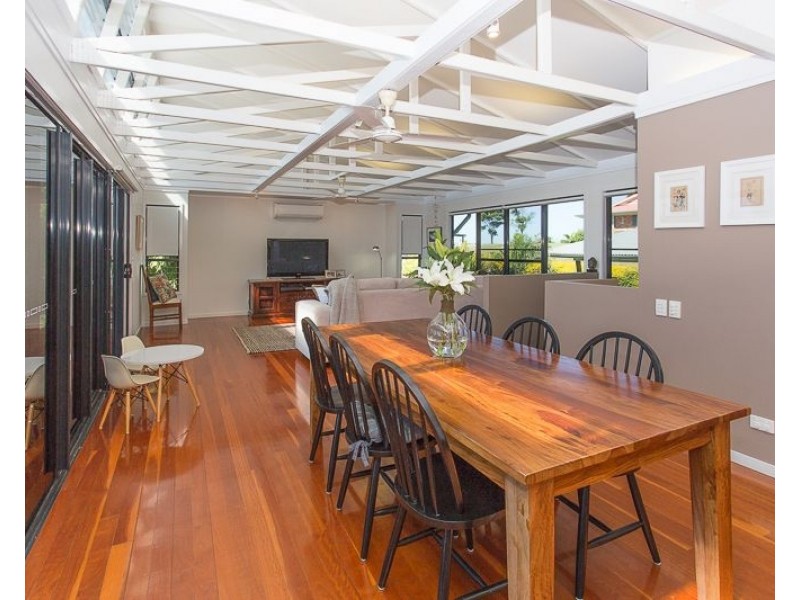 17 Coral Ridge Drive, Eimeo QLD 4740