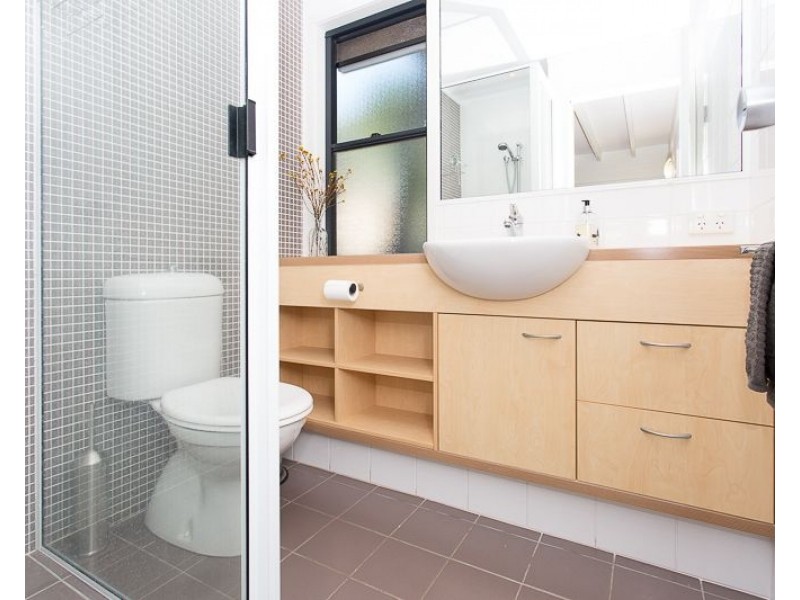 17 Coral Ridge Drive, Eimeo QLD 4740