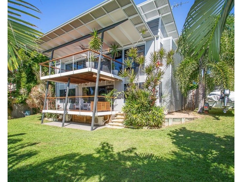17 Coral Ridge Drive, Eimeo QLD 4740