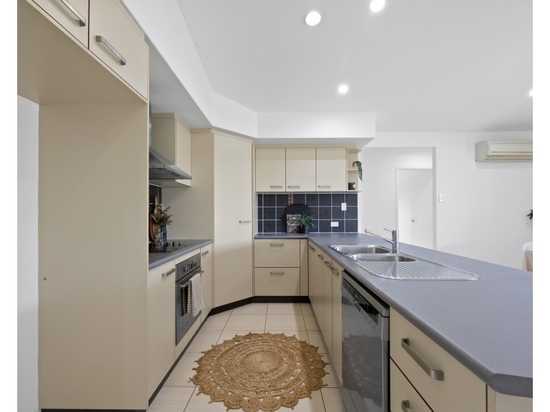 58 Cinnamon Drive, Glenella QLD 4740