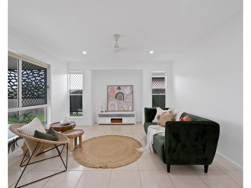 58 Cinnamon Drive, Glenella QLD 4740