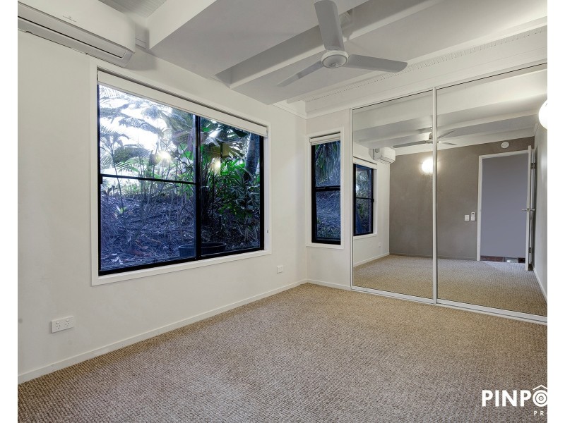 17 Coral Ridge Drive, Eimeo QLD 4740