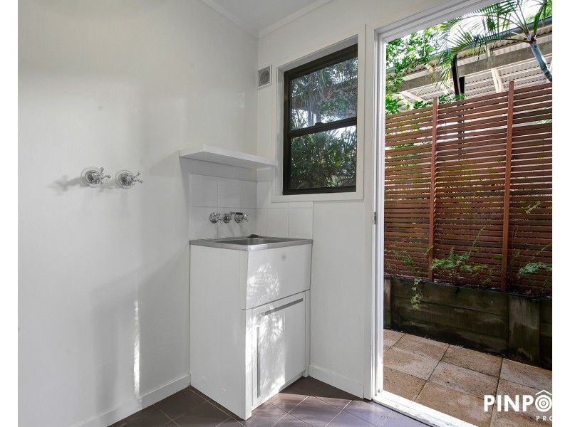 17 Coral Ridge Drive, Eimeo QLD 4740