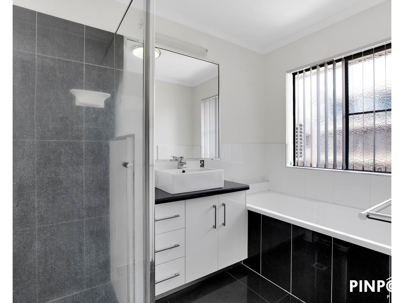 7 Lancaster Way, Ooralea QLD 4740