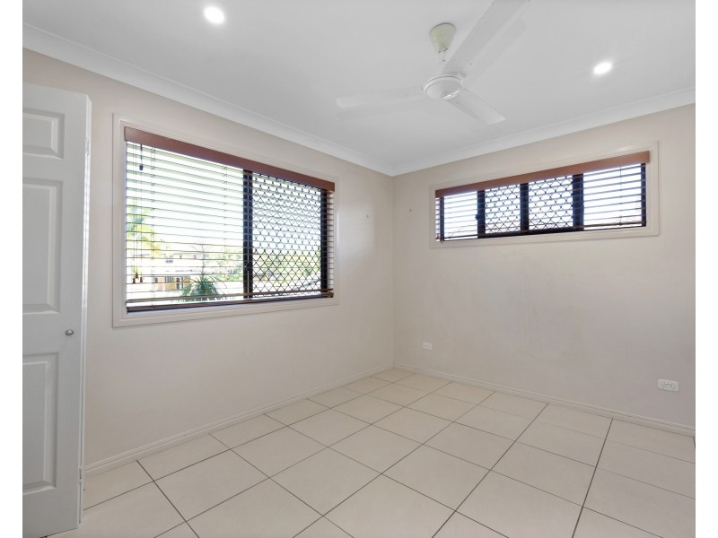 53 Hicks Road, Glenella QLD 4740
