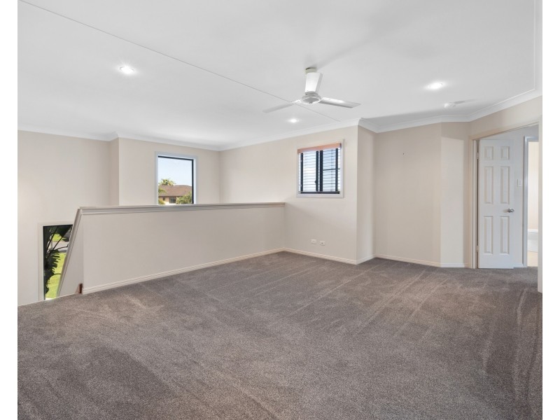 53 Hicks Road, Glenella QLD 4740