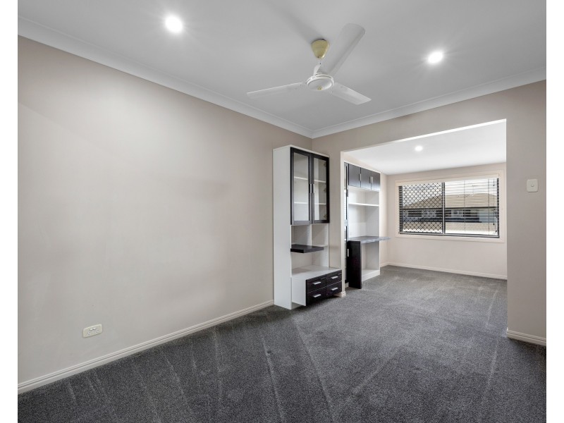 53 Hicks Road, Glenella QLD 4740