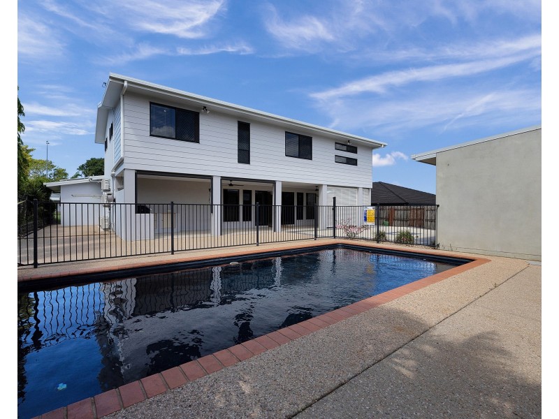 53 Hicks Road, Glenella QLD 4740