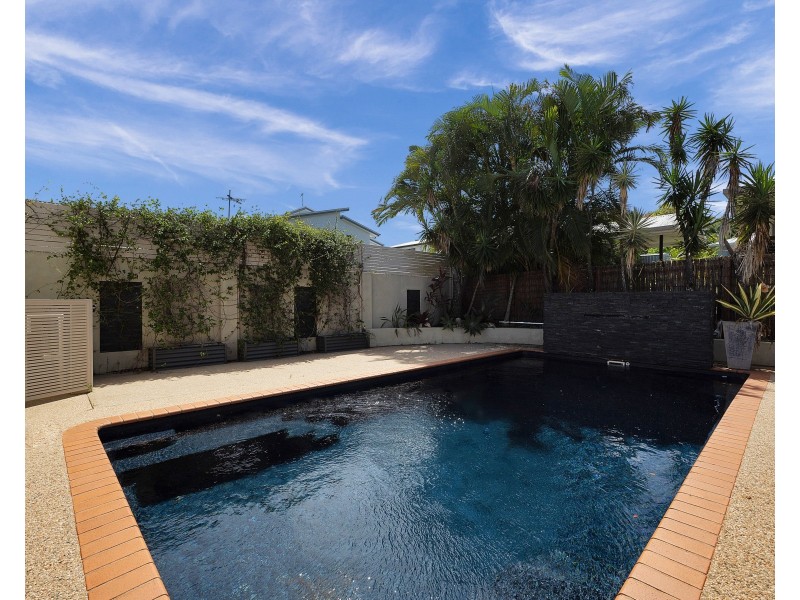 53 Hicks Road, Glenella QLD 4740