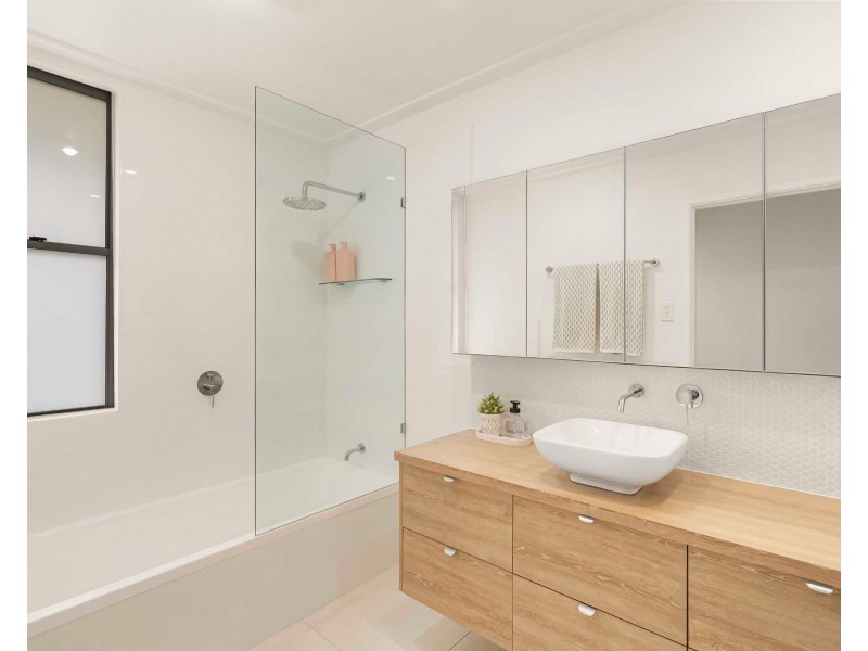 3 Saint Bees Avenue, Bucasia QLD 4750