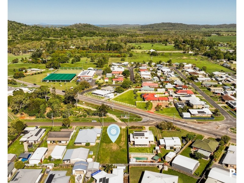 5 Cemetery Road, Sarina QLD 4737