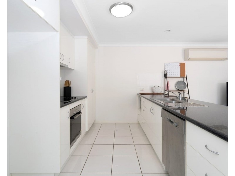2/78 West Street, Sarina QLD 4737
