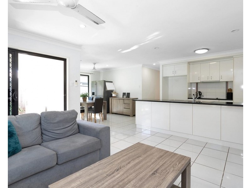 2/78 West Street, Sarina QLD 4737