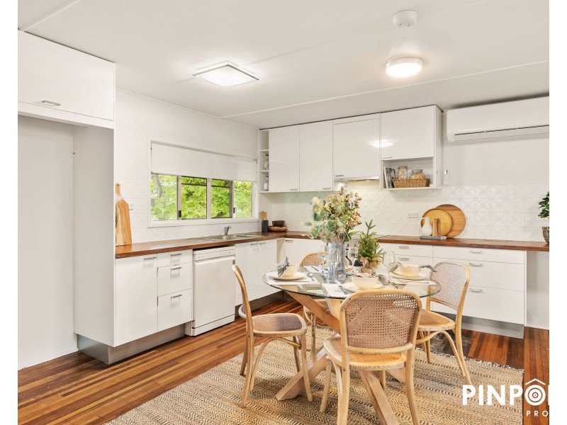 24 Waverley Street, Bucasia QLD 4750