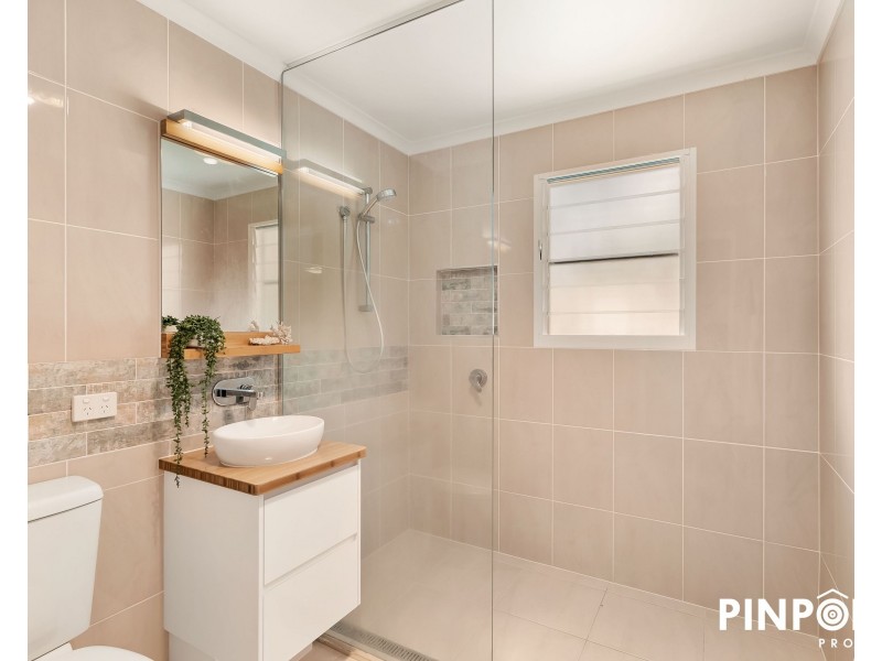 24 Waverley Street, Bucasia QLD 4750