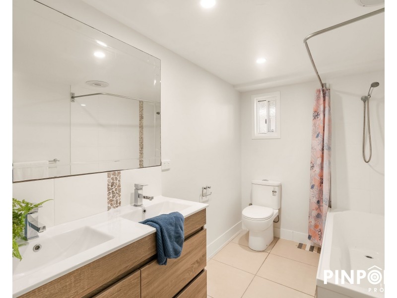 24 Waverley Street, Bucasia QLD 4750