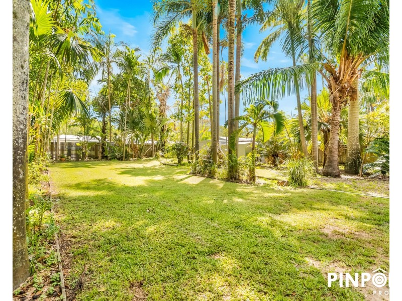 24 Waverley Street, Bucasia QLD 4750