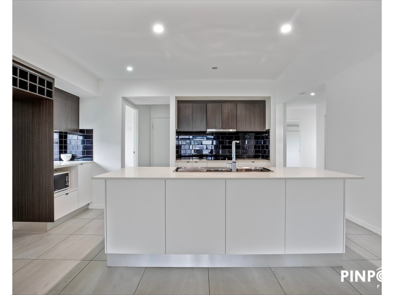 25 Primavera Boulevard, Beaconsfield QLD 4740